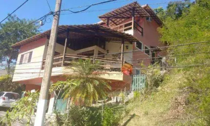 Casa com 3 dormitórios à venda, 245 m² por R$ 900.000,00 - Itaipu - Niterói/RJ