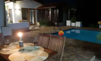 Casa com 4 dormitórios à venda, 244 m² por R$ 3.500.000,00 - Camboinhas - Niterói/RJ