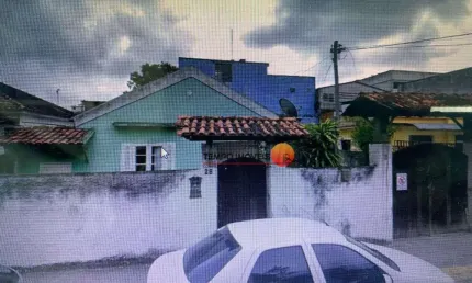 Casa comercial com 1 sala para alugar na Rua Nilo de Freitas, Largo da Batalha, Niterói