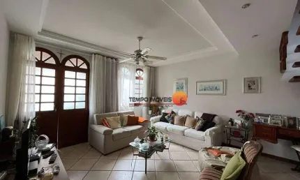 Casa com 3 dormitórios à venda, 156 m² por R$ 790.000,00 - Itaipu - Niterói/RJ