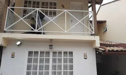 Casa dulpex com  125 m², 3 quartos sendo 1 suíte com varanda  à venda, por r$ 399.000 - maria paula - são gonçalo/rj
