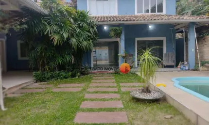Casa com 5 quartos  à venda, 244 m² por R$ 800.000 - Sape - Niterói/RJ