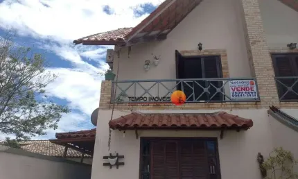 Casa com 3 quatos à venda, 266 m² por R$ 790.000 - Itaipu - Niterói/RJ
