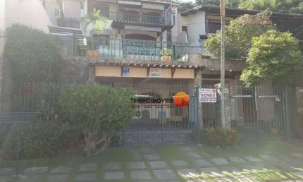 Casa com 4 quartos à venda, 385 m² por R$ 1.900.000 - Camboinhas - Niterói/RJ