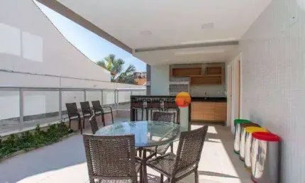 Apartamento na Praia de Piratininga com dois quartos,vista lateral para o mar no  Surf Beach Residence