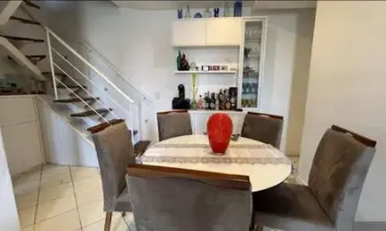 Apartamento duplex na rua joaquim távora,condomínio gemini,a uma quadra da praia!!!