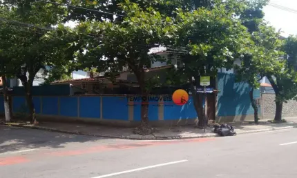 Excelente casa com 374m2 em São Francisco na Av. Presidente Roosevelt