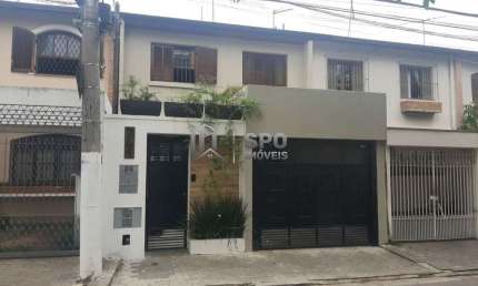 Linda Casa a venda 186m² com 3 dormitórios, 1 suíte, 2 salas, localizado no Brooklin Paulista.