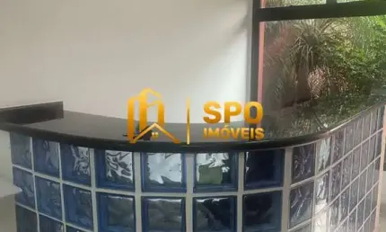 Sobrado comercial montado de 82 metros com uma vaga de garagem na Saúde .