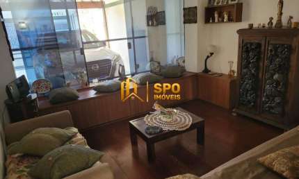 Casa com 3 Quartos com Varanda, 1 Suíte, 3 Vagas, Churrasqueira e Pomar - Vila Sônia/SP