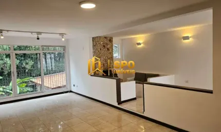 'Casa maravilhosa térrea para locação na Granja Julieta, 4 dormitórios e 4 vagas'