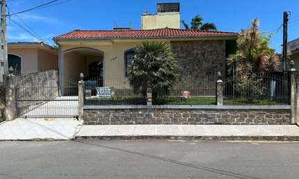Casa com 3 Quartos - Suíte - Área de Festas - Real Parque - SJ