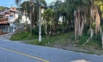 Terreno à venda na Rua Assis Brasil, 4848, Ponta de Baixo, São José