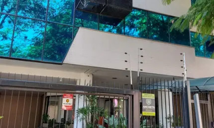 Sala comercial com 1 sala para alugar na Rua Umbú, 168, Passo da Areia, Porto Alegre