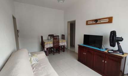 Apartamento 2 Quartos, 1 banheiro e dependência completa na Rua São Clemente, Próximo ao Metrô e Shopping