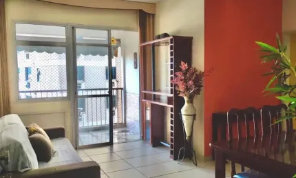 Apartamento à Venda no Centro da Freguesia | 3 Quartos + Dependência | Reforma Recente