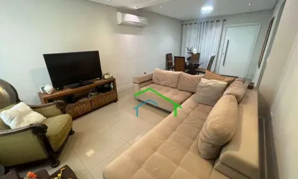 Casa Residencial terrea á venda - Centro de Carapicuíba/SP
