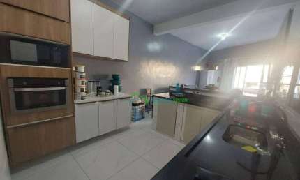 Casa à Venda com 170m² no Recanto Campy, Carapicuíba - Prox. Vila Menk/SP