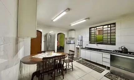 Casa  à venda no centro de carapicuíba/sp - ao lado da estação !