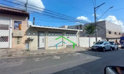 Casa com 2 quartos à venda na Rua Serra Paranapiacaba, 17, Jardim Planalto, Carapicuíba