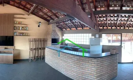 Casa Residencial com 3 dormitórios, 1 suíte e área gourmet  à venda, 325 m²  - Centro de Carapicuíba /SP