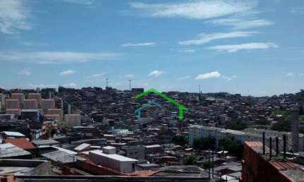 Excelente Terreno com 4 Casas, Salão Comercial e Garagem para Renda - Ótima Localização!