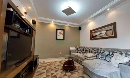 Casa à venda na Vila Gustavo Corrêa, Carapicuíba/SP