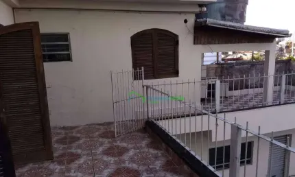 Casa com 7 dormitórios à venda por R$ 689.900,00 - Centro - Carapicuíba/SP
