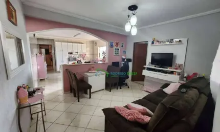 Casa com 4 dormitórios à venda, 240 m² por R$ 498.000,00 - Jardim Marilu - Carapicuíba/SP
