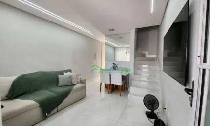 Casa à venda - Condomínio Residencial Center Village - Vila Veloso - Carapicuíba/SP