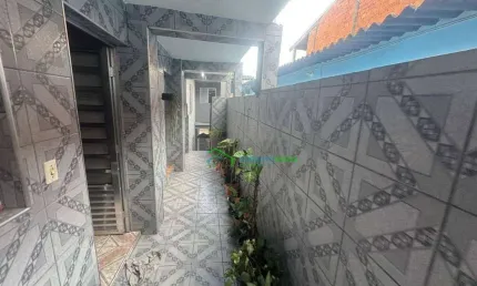 Casa com 2 dormitórios à venda, 115 m² por R$ 349.900,00 - Parque Jandaia - Carapicuíba/SP