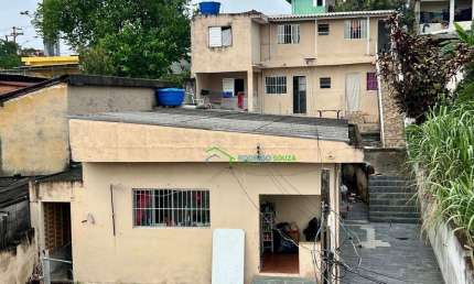 Casa com 4 dormitórios à venda, 170 m² por R$ 380.000,00 - Vila Creti - Carapicuíba/SP