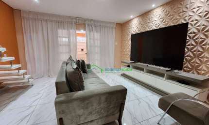 Casa com 4 dormitórios à venda, 240 m² por R$ 670.000,00 - Parque Roseira - Carapicuíba/SP