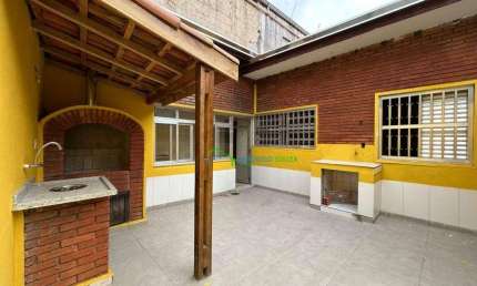 Casa com 3 dormitórios para alugar por R$ 2.313,00/mês - Vila Caldas - Carapicuíba/SP