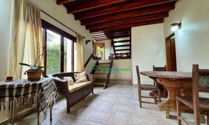 Casa com 5 dormitórios à venda, 210 m² por R$ 899.900,00 - Nova Fazendinha - Carapicuíba/SP