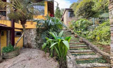 Casa com 7 dormitórios para alugar, 900 m² por R$ 18.000,00/mês - Vila Real Moinho Velho - Embu das Artes/SP