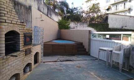 Casa em condomínio fechado com 3 quartos à venda na Freguesia (Jacarepaguá), Rio de Janeiro  por R$ 630.000