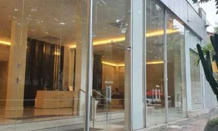 RSG Imóveis aluga: Sala comercial localizada no Boulevard 28 de Setembro , Vila Isabel - Rio de Janeiro/RJ.