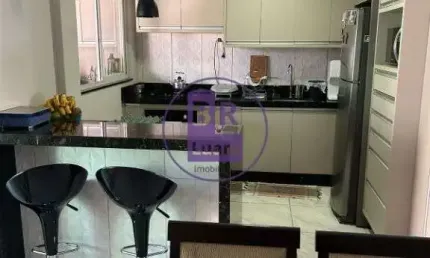 Linda casa em condominio fechado no Banderiantes com 120m2