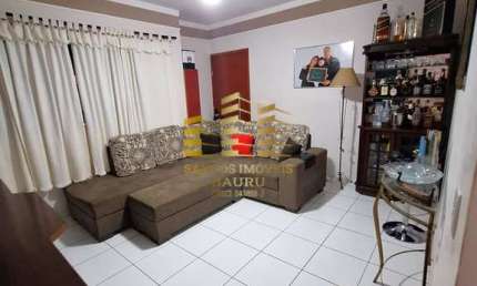 Excelente Residência com 3 Dormitórios sendo um suíte - Jardim Olímpico.
