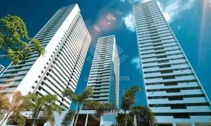 2 quartos com suíte no melhor trecho da Rua da Aurora!
