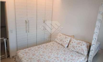 Apartamento amplo, em andar alto, no coração das Graças.