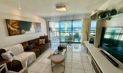 Andar alto com vista para o mar em 175m² de puro conforto.