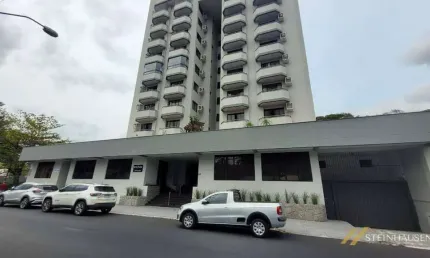 Apartamento com 3 dormitórios à venda por R$ 750.000,00 - Vorstadt - Blumenau/SC