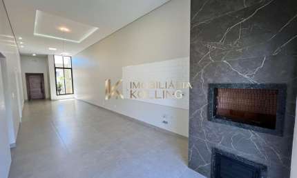 CASA À VENDA COM 3 QUARTOS SENDO 1 SUÍTE, JARDIM GISELA, TOLEDO - PR