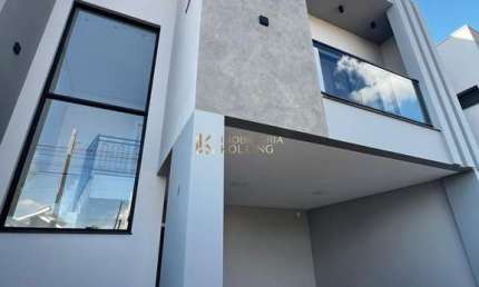 SOBRADO À VENDA COM 1 SUÍTE   2 DEMI SUITE JARDIM GISELA, TOLEDO - PR