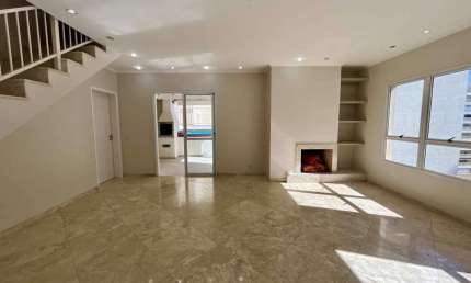 Ótima cobertura á venda no Vila Bella, 160m e lazer completo.