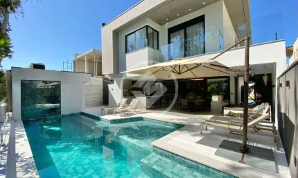 Casa com 6 Suítes no Módulo 11 da Riviera codigo: 92401