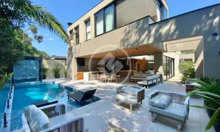Casa com 6 Suítes no Módulo 24 da Riviera codigo: 92569