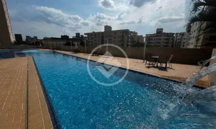 Apartamento à venda em condominio resort com 2 domitórios (1 suìte), 2 banheiros, sala, cozinha planejada, sacada goumert e área de serviço. enseada, guarujá/sp. codigo: 97122